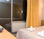 酒店 节日夫人 - 库尔舍瓦勒奥林匹克酒店 2*