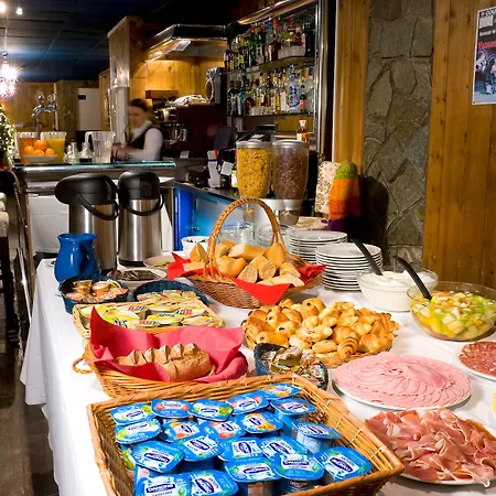 マダム バカンス オテル オリンピック ホテル