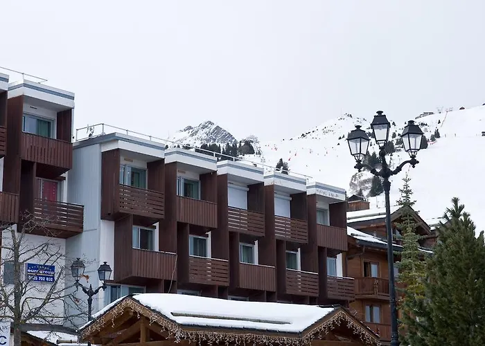 Madame - Olympic Hotel 2*